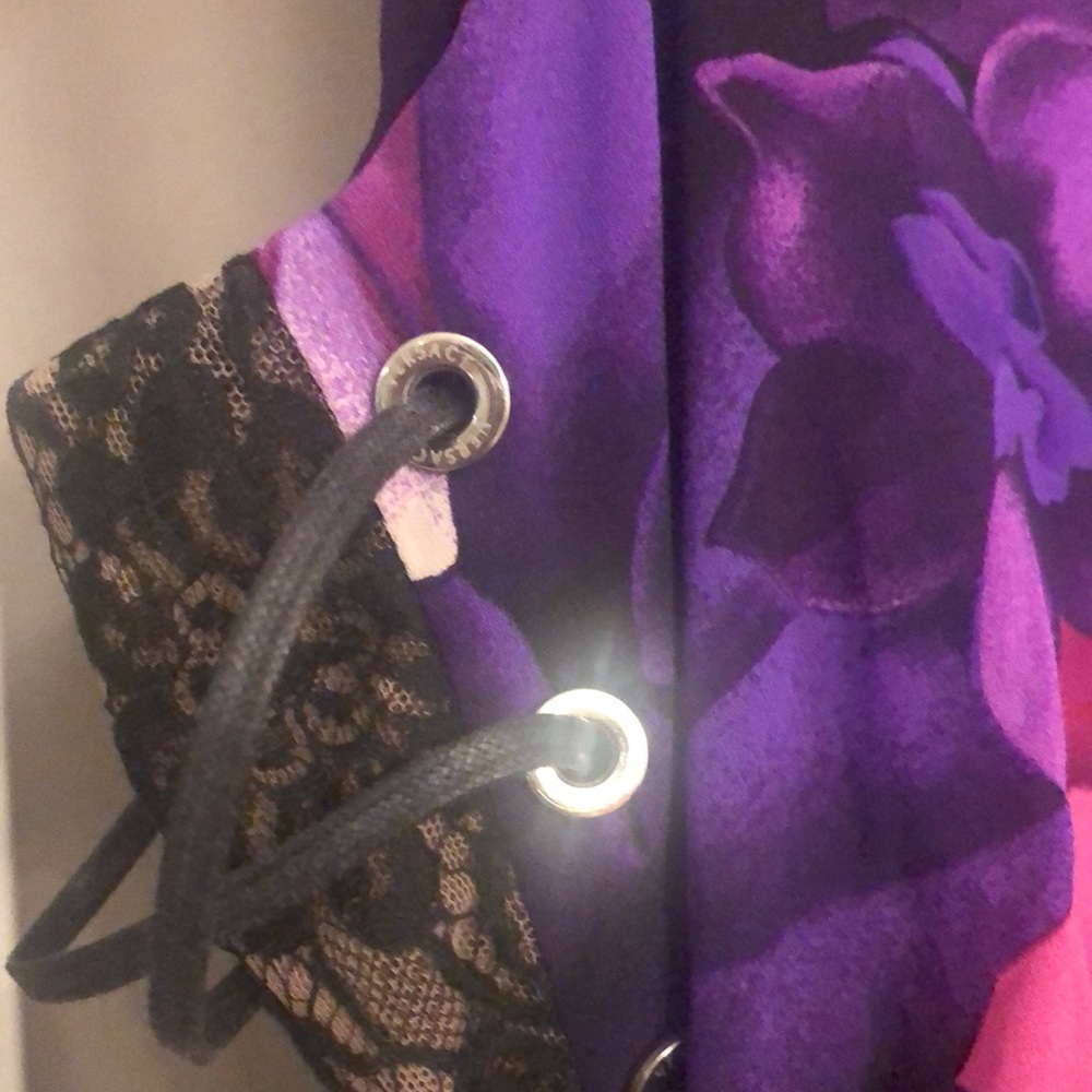 Versace vintage Purple and Magenta Floral Bodycon Dress - Picture 5 of 5
